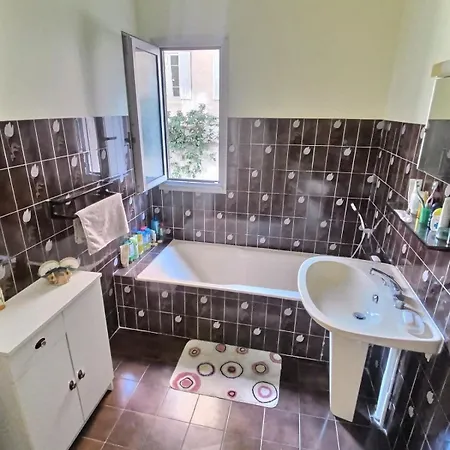 Apartment Casamea - T2 Spacieux, Wifi,centre-ville